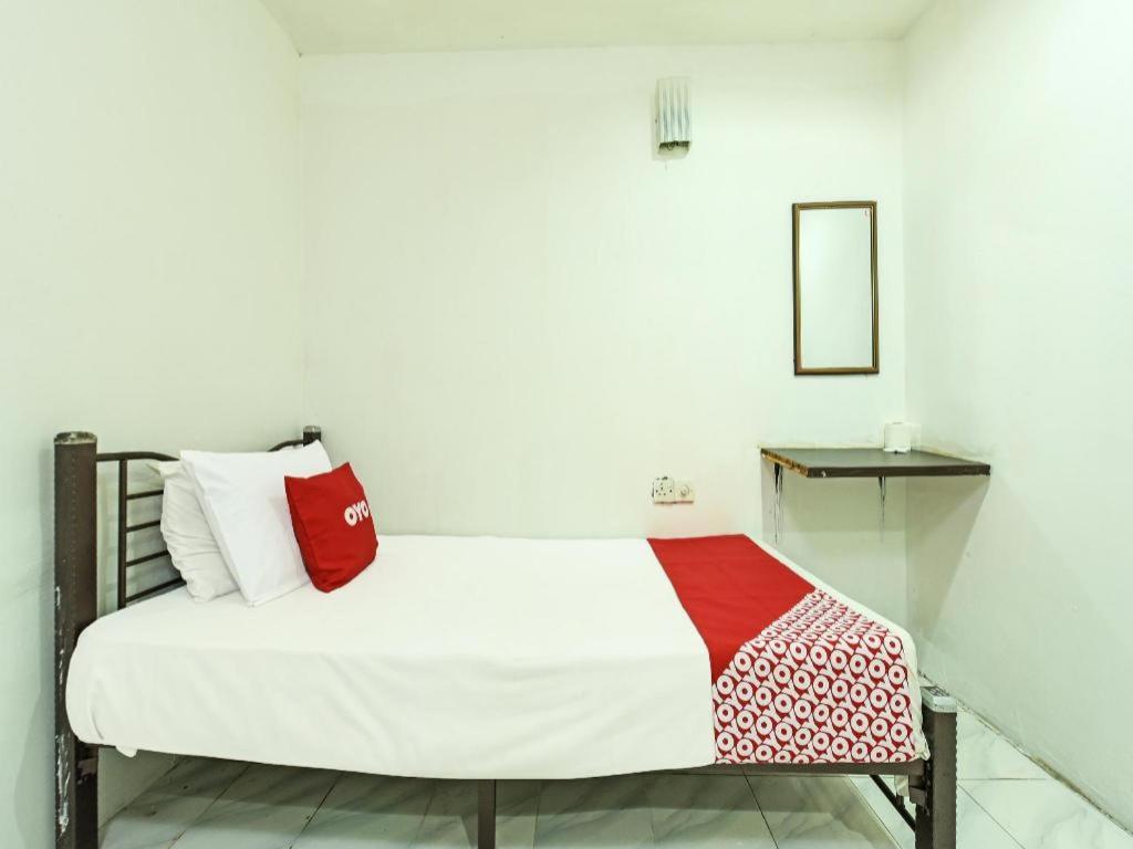 Oyo 90643 Gks Hotel Seremban Bagian luar foto