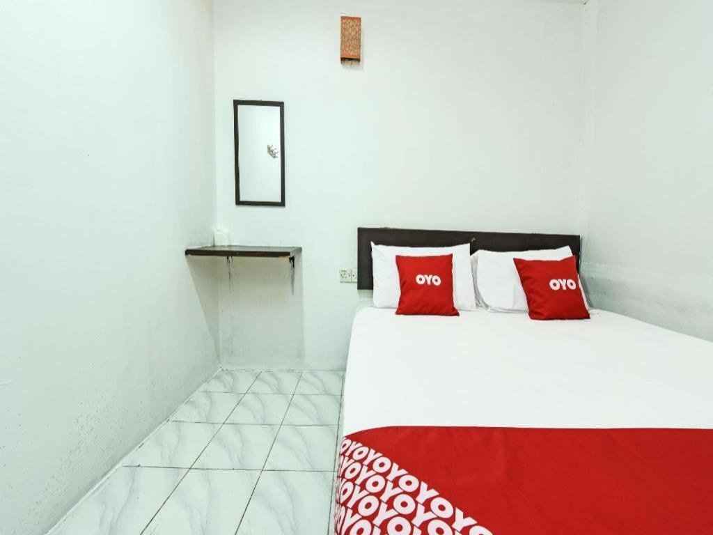 Oyo 90643 Gks Hotel Seremban Bagian luar foto