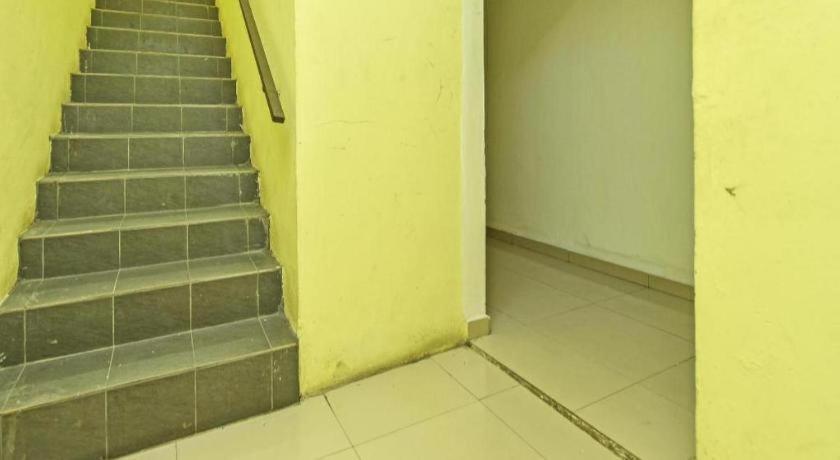 Oyo 90643 Gks Hotel Seremban Bagian luar foto