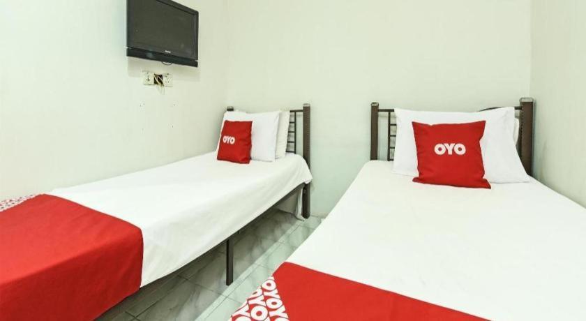 Oyo 90643 Gks Hotel Seremban Bagian luar foto