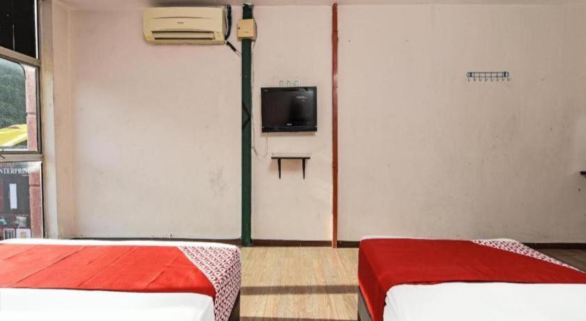 Oyo 90643 Gks Hotel Seremban Bagian luar foto