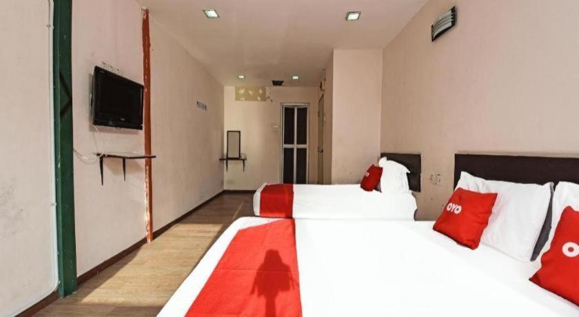 Oyo 90643 Gks Hotel Seremban Bagian luar foto