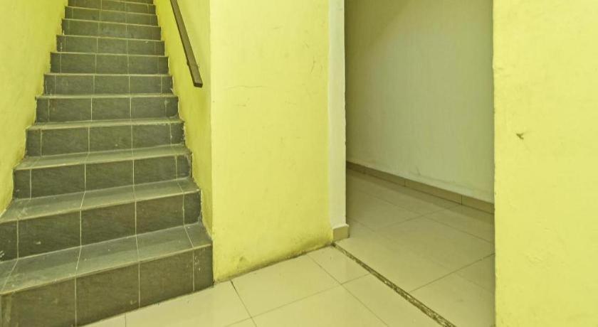 Oyo 90643 Gks Hotel Seremban Bagian luar foto